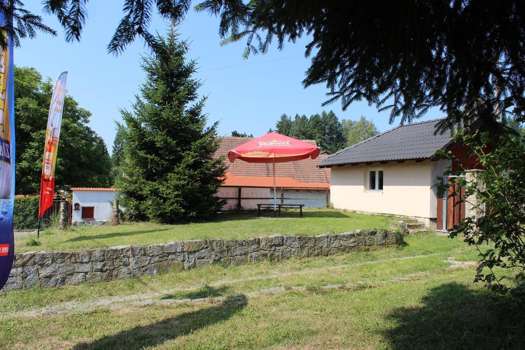 Hotel U Certa Čerčany Exterior foto