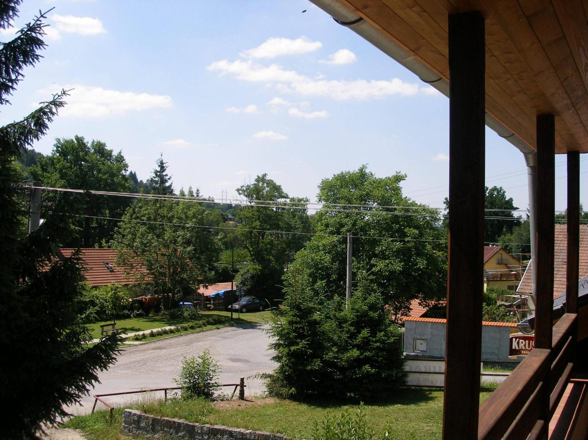 Hotel U Certa Čerčany Exterior foto
